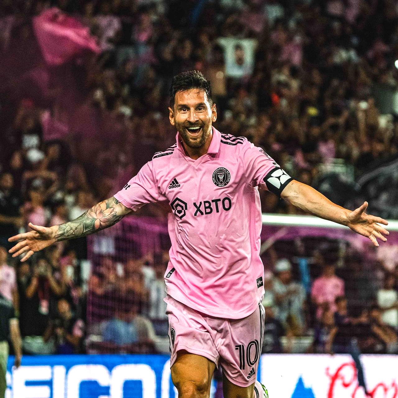 梅西再献绝杀,巴萨逼近积分榜首 梅西再献绝杀,巴萨逼近积分榜首